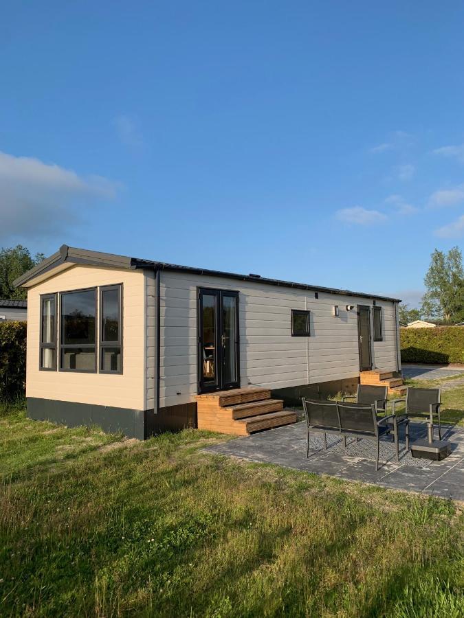 Chalet Rivendell Menaldum Kültér fotó