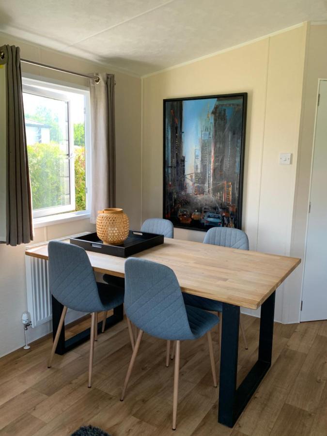 Chalet Rivendell Menaldum Kültér fotó
